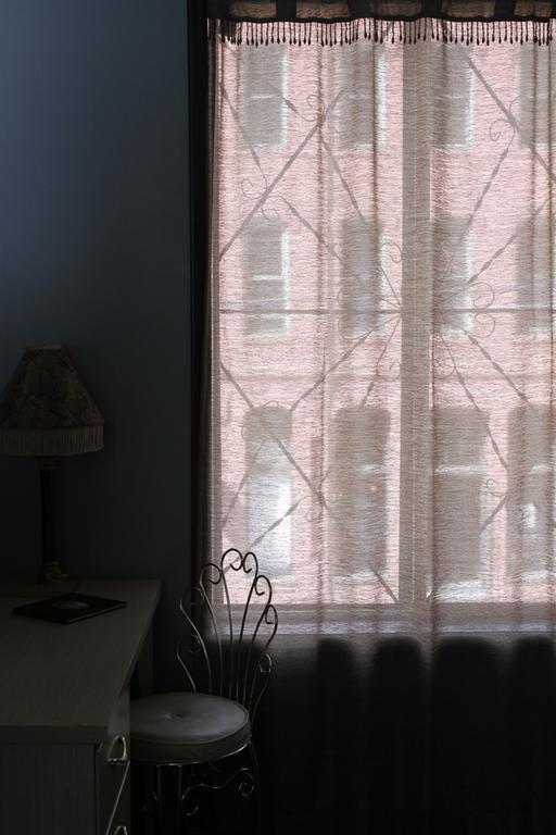 Lux Rooms Wallace Bagian luar foto